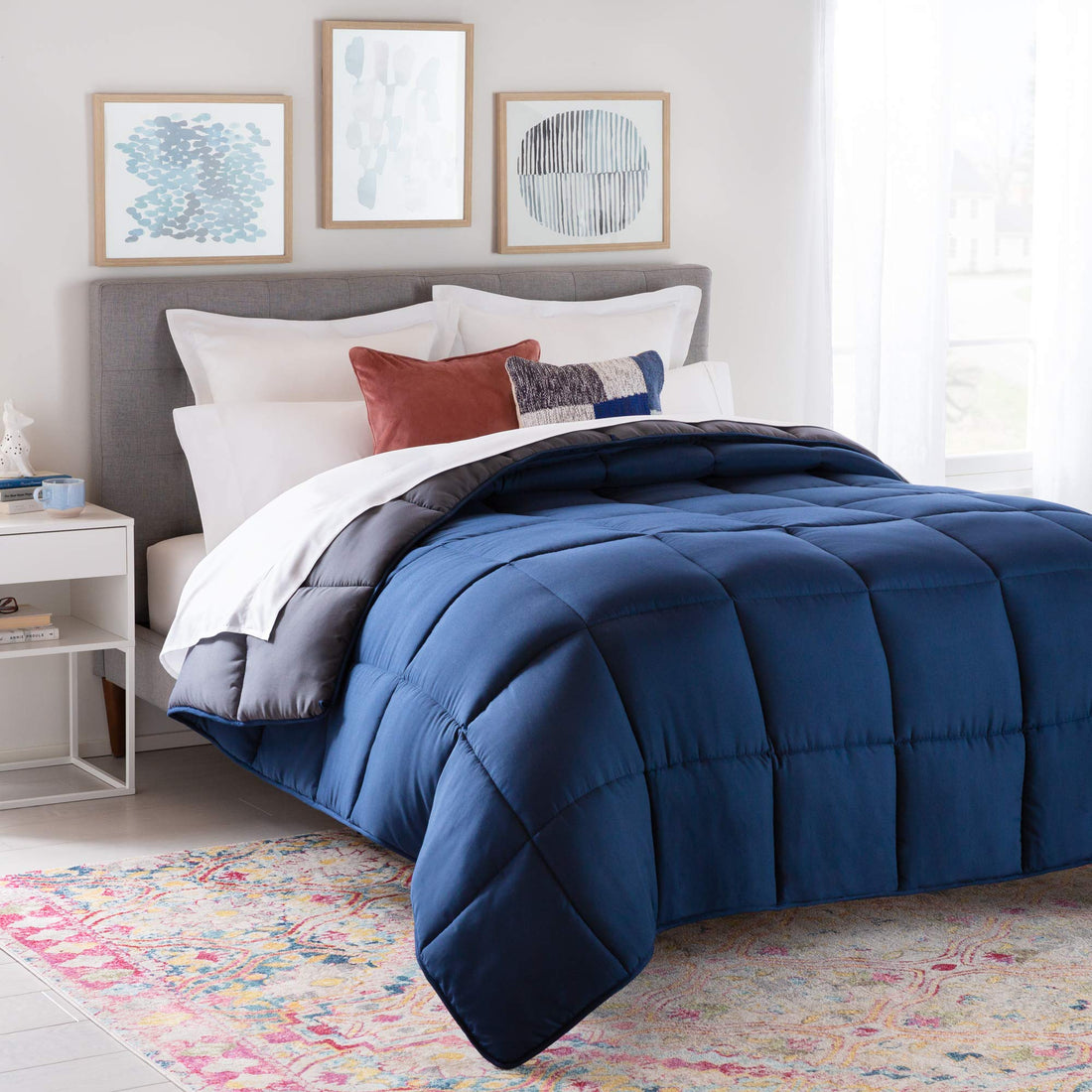 Cymak All Season Hypoallergenic Down Alternative Microfiber Comforter