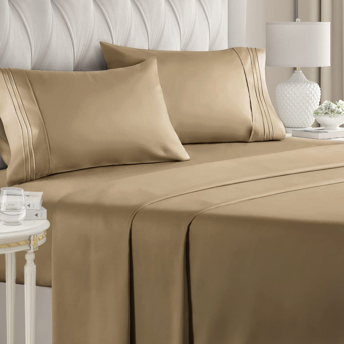 Cymak Queen/King 4 Piece Bedding Sheet Set - Breathable & Cooling Bed Sheets - Hotel Luxury Bed Sheets for Women & Men- Deep Pockets - Easy-fit - Soft & Wrinkle Free - Home Decor -White Oeko-Tex Bed Set