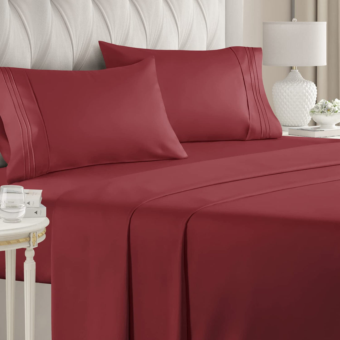 Cymak Queen/King 4 Piece Bedding Sheet Set - Breathable & Cooling Bed Sheets - Hotel Luxury Bed Sheets for Women & Men- Deep Pockets - Easy-fit - Soft & Wrinkle Free - Home Decor -White Oeko-Tex Bed Set