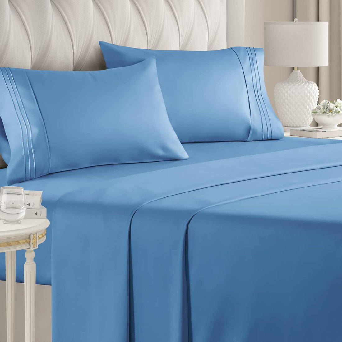 Cymak Queen/King 4 Piece Bedding Sheet Set - Breathable & Cooling Bed Sheets - Hotel Luxury Bed Sheets for Women & Men- Deep Pockets - Easy-fit - Soft & Wrinkle Free - Home Decor -White Oeko-Tex Bed Set