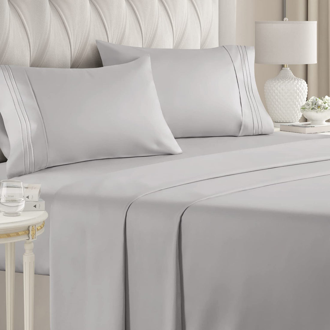 Cymak Queen/King 4 Piece Bedding Sheet Set - Breathable & Cooling Bed Sheets - Hotel Luxury Bed Sheets for Women & Men- Deep Pockets - Easy-fit - Soft & Wrinkle Free - Home Decor -White Oeko-Tex Bed Set