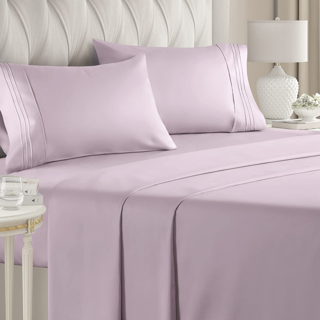Cymak Queen/King 4 Piece Bedding Sheet Set - Breathable & Cooling Bed Sheets - Hotel Luxury Bed Sheets for Women & Men- Deep Pockets - Easy-fit - Soft & Wrinkle Free - Home Decor -White Oeko-Tex Bed Set