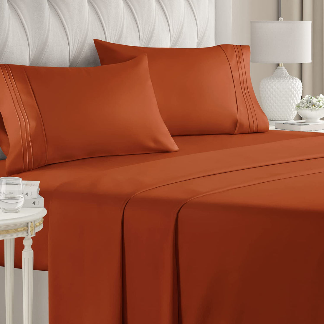 Cymak Queen/King 4 Piece Bedding Sheet Set - Breathable & Cooling Bed Sheets - Hotel Luxury Bed Sheets for Women & Men- Deep Pockets - Easy-fit - Soft & Wrinkle Free - Home Decor -White Oeko-Tex Bed Set